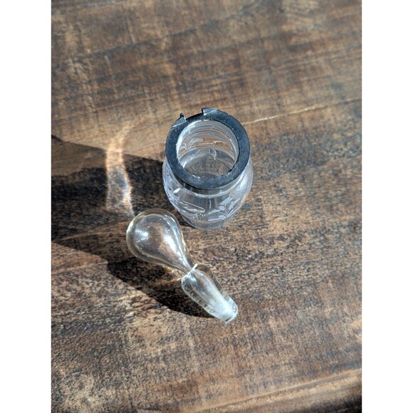 Antique Victorian Silverplate 7-piece Rotating Condiments Cruet Set w/Stoppers - Picture 12 of 16